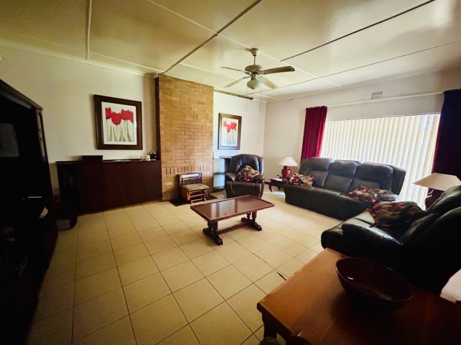 5 Bedroom Property for Sale in Utrecht KwaZulu-Natal