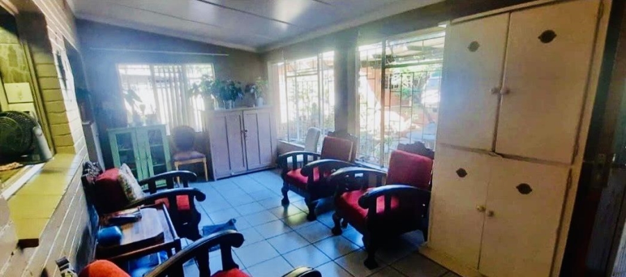 5 Bedroom Property for Sale in Utrecht KwaZulu-Natal