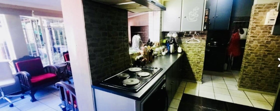 5 Bedroom Property for Sale in Utrecht KwaZulu-Natal