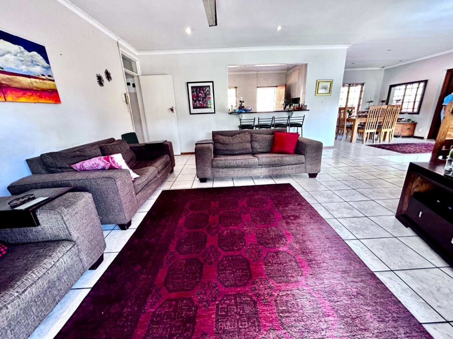 4 Bedroom Property for Sale in Glen Hills KwaZulu-Natal