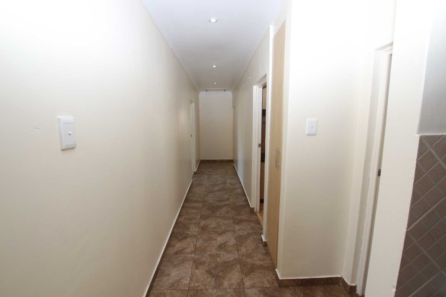 To Let 3 Bedroom Property for Rent in Somerset Park KwaZulu-Natal