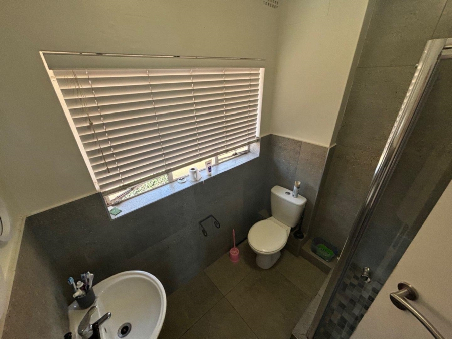 2 Bedroom Property for Sale in Hillcrest KwaZulu-Natal