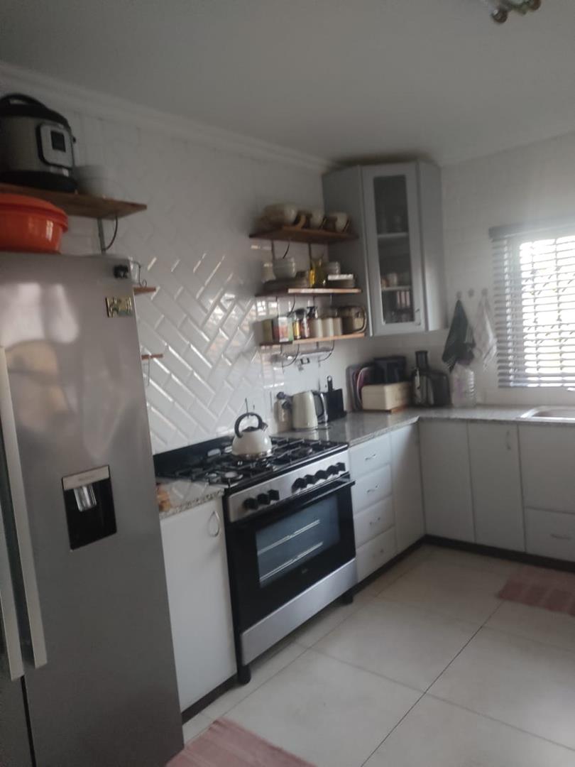 3 Bedroom Property for Sale in Esikhawini KwaZulu-Natal