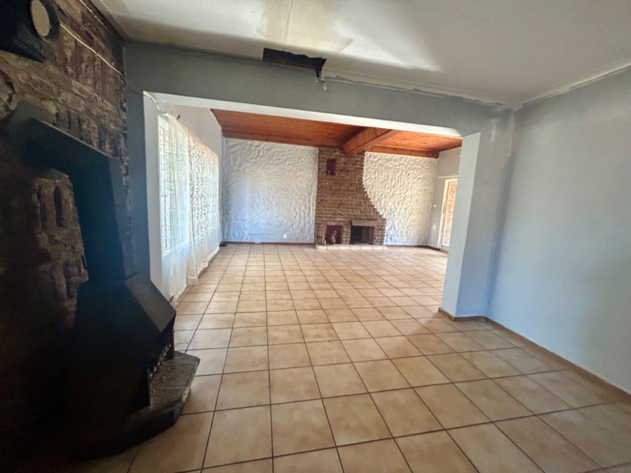 5 Bedroom Property for Sale in Utrecht KwaZulu-Natal