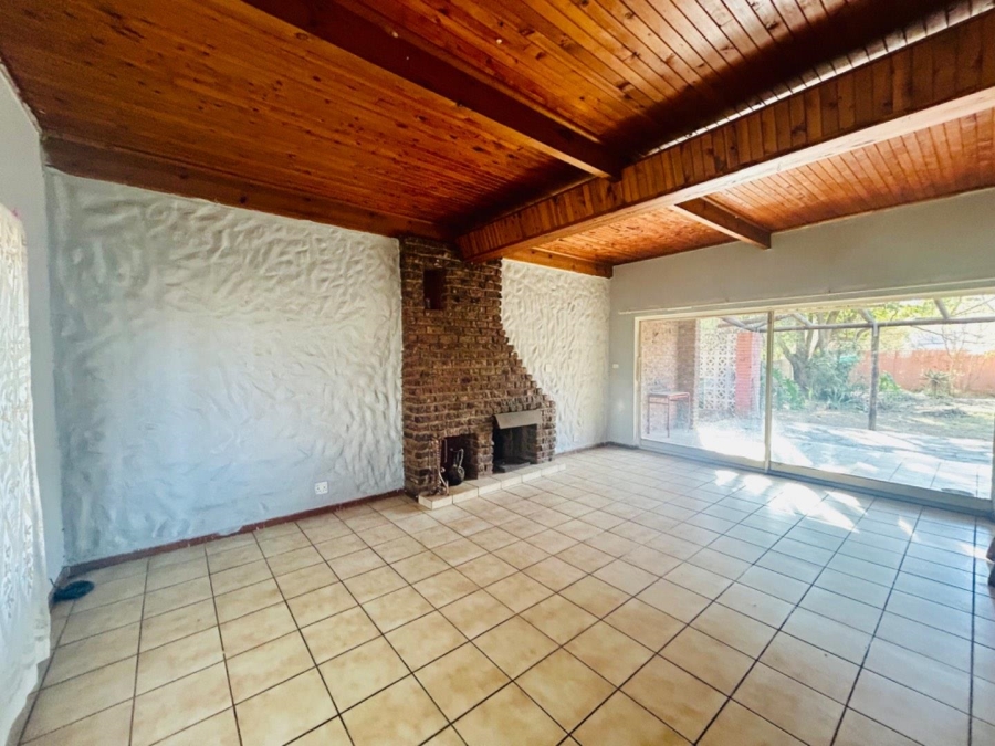 5 Bedroom Property for Sale in Utrecht KwaZulu-Natal