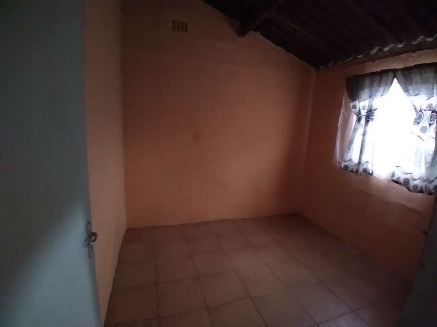 4 Bedroom Property for Sale in Esikhawini KwaZulu-Natal