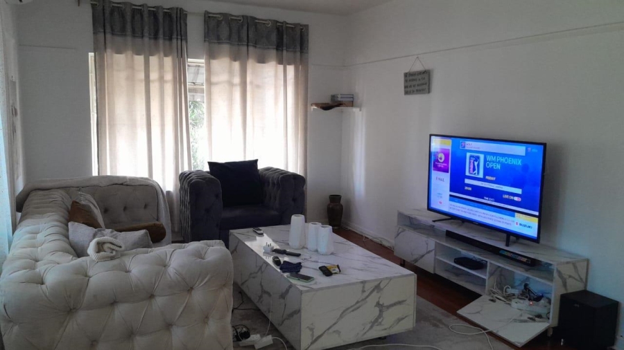 1 Bedroom Property for Sale in Essenwood KwaZulu-Natal