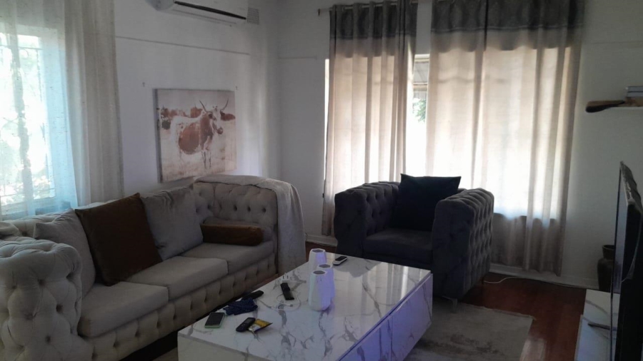 1 Bedroom Property for Sale in Essenwood KwaZulu-Natal