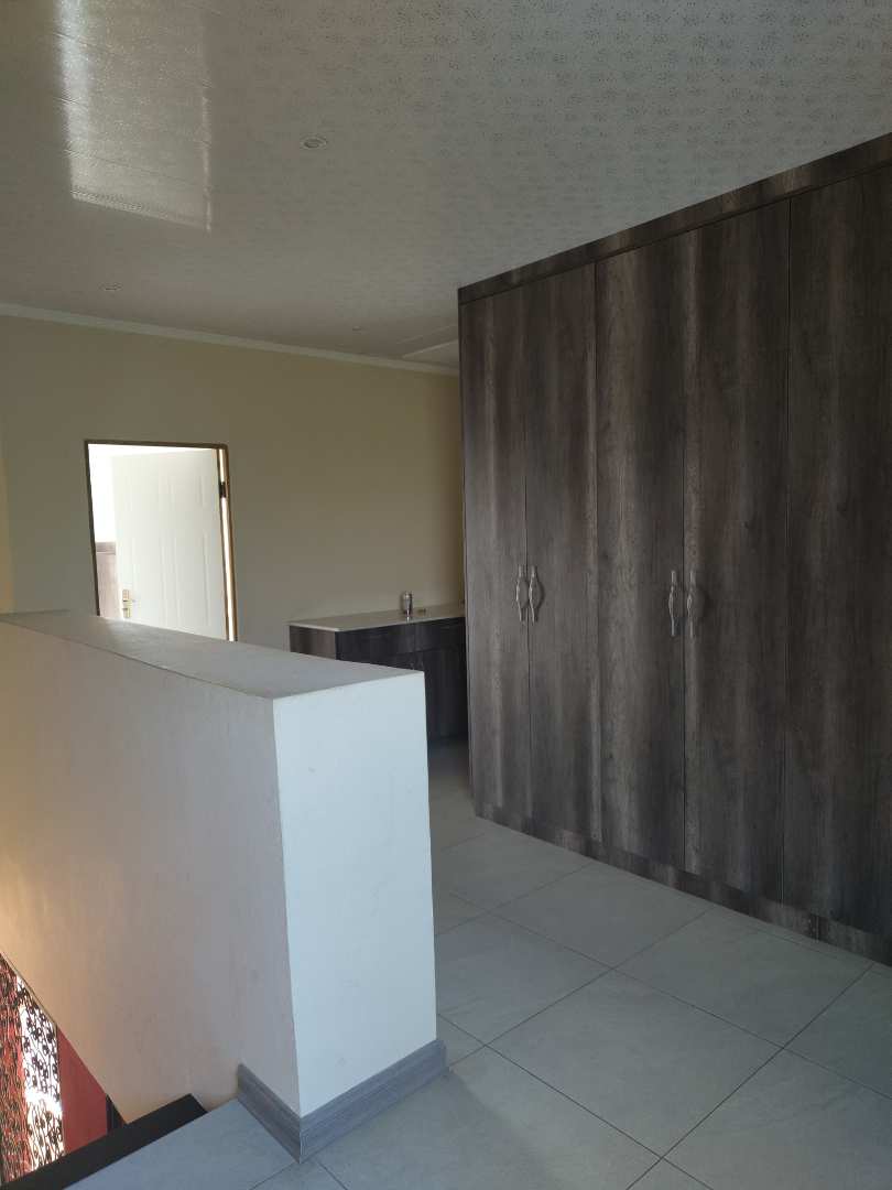 3 Bedroom Property for Sale in Aviary Hill KwaZulu-Natal