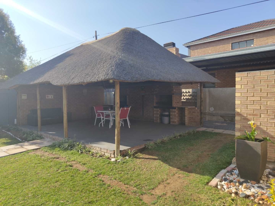 3 Bedroom Property for Sale in Aviary Hill KwaZulu-Natal