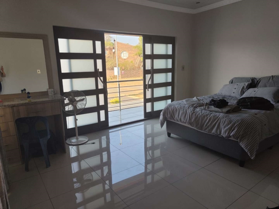 3 Bedroom Property for Sale in Aviary Hill KwaZulu-Natal