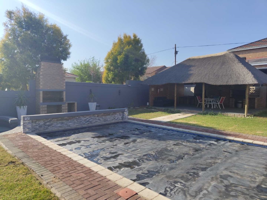 3 Bedroom Property for Sale in Aviary Hill KwaZulu-Natal