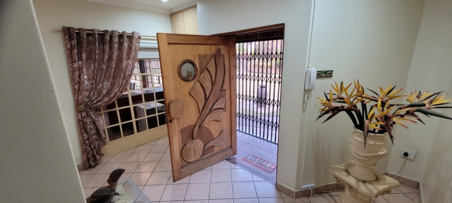 4 Bedroom Property for Sale in Aviary Hill KwaZulu-Natal