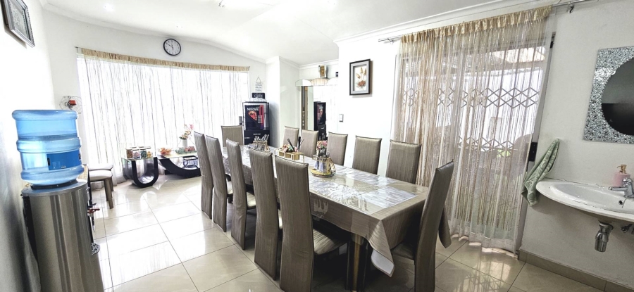 4 Bedroom Property for Sale in Morningside KwaZulu-Natal