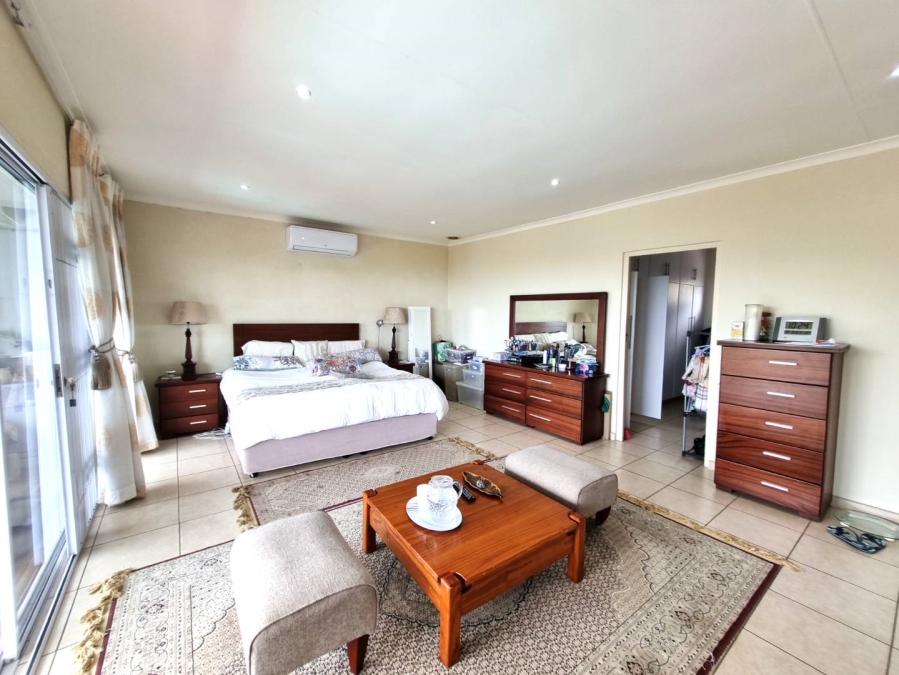 5 Bedroom Property for Sale in La Lucia KwaZulu-Natal