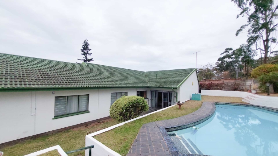 4 Bedroom Property for Sale in Yellowwood Park KwaZulu-Natal