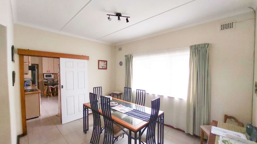 4 Bedroom Property for Sale in Yellowwood Park KwaZulu-Natal