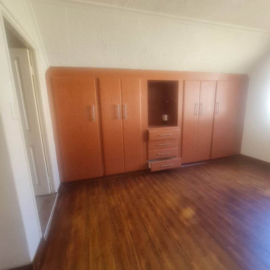 3 Bedroom Property for Sale in Queensburgh KwaZulu-Natal