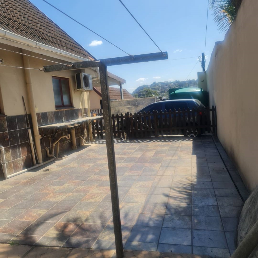 3 Bedroom Property for Sale in Queensburgh KwaZulu-Natal