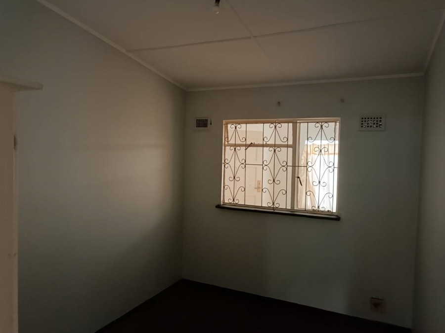 To Let 4 Bedroom Property for Rent in Grange KwaZulu-Natal