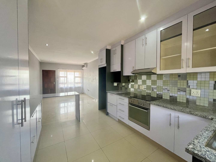 2 Bedroom Property for Sale in Avoca KwaZulu-Natal