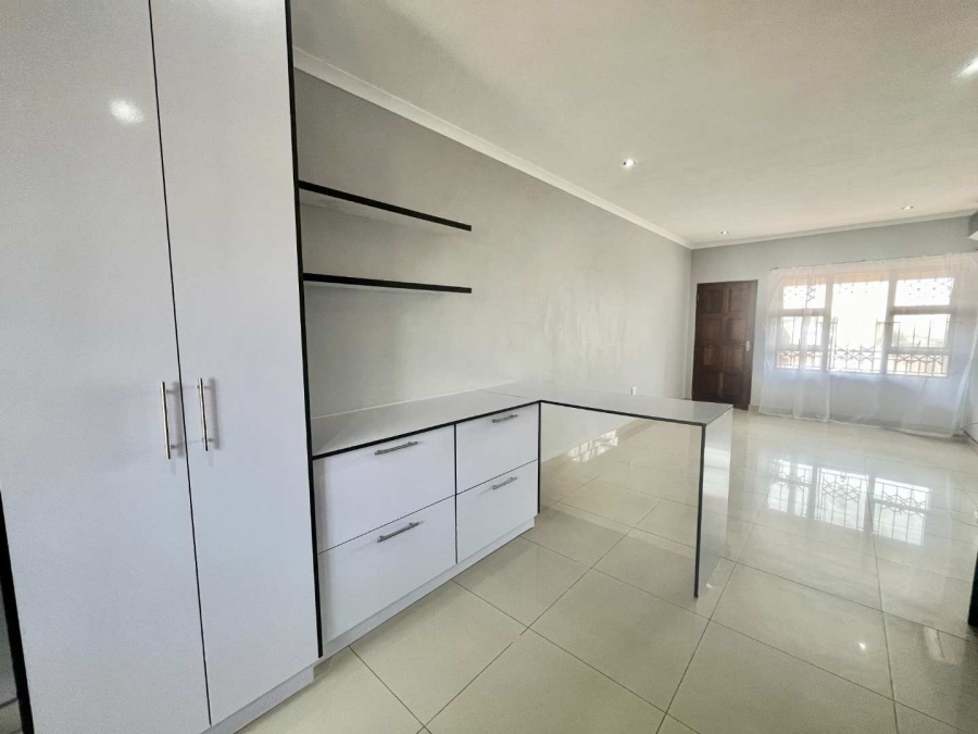 2 Bedroom Property for Sale in Avoca KwaZulu-Natal