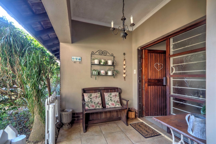 5 Bedroom Property for Sale in Kloof KwaZulu-Natal