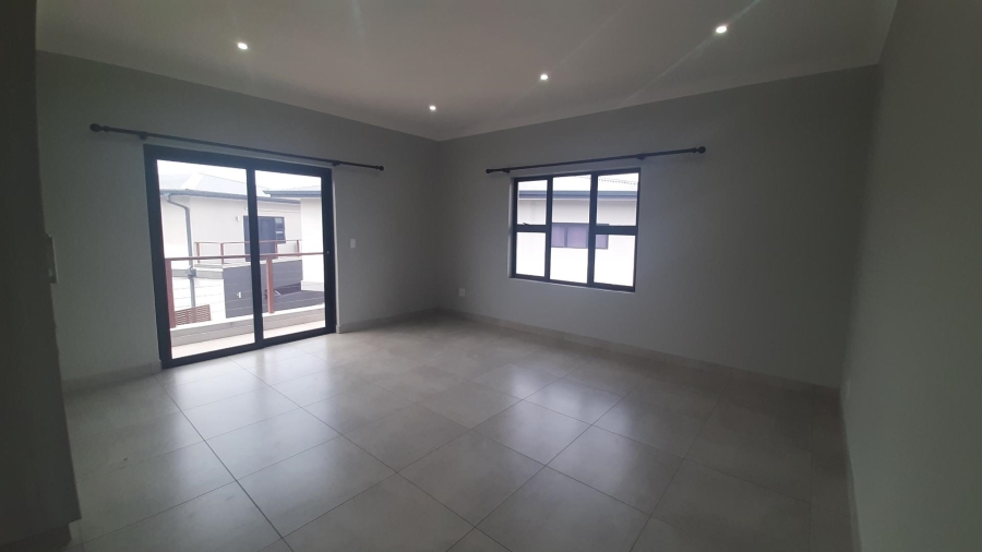 To Let 3 Bedroom Property for Rent in Salt Rock KwaZulu-Natal