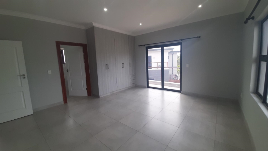 To Let 3 Bedroom Property for Rent in Salt Rock KwaZulu-Natal