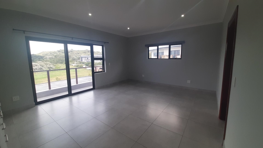 To Let 3 Bedroom Property for Rent in Salt Rock KwaZulu-Natal