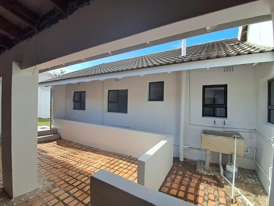 To Let 4 Bedroom Property for Rent in Kildare KwaZulu-Natal