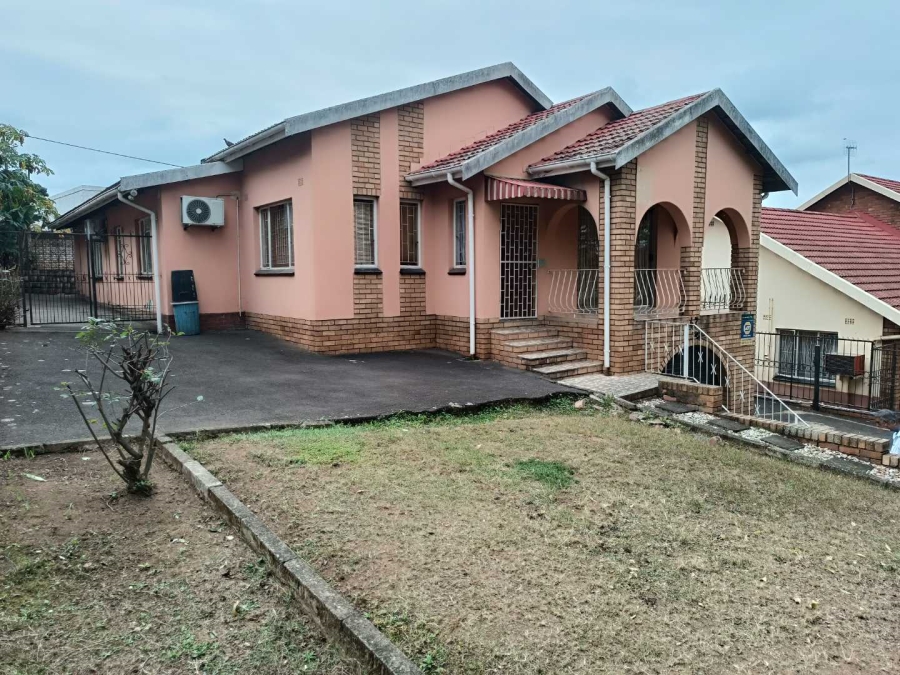 4 Bedroom Property for Sale in Newholme KwaZulu-Natal