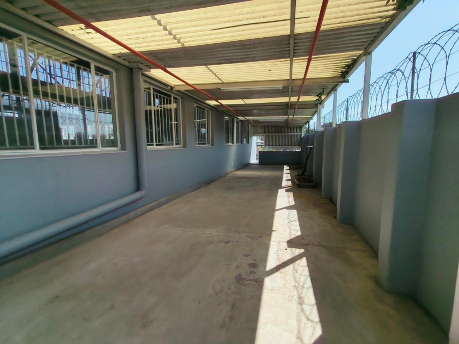 To Let commercial Property for Rent in Pinetown KwaZulu-Natal