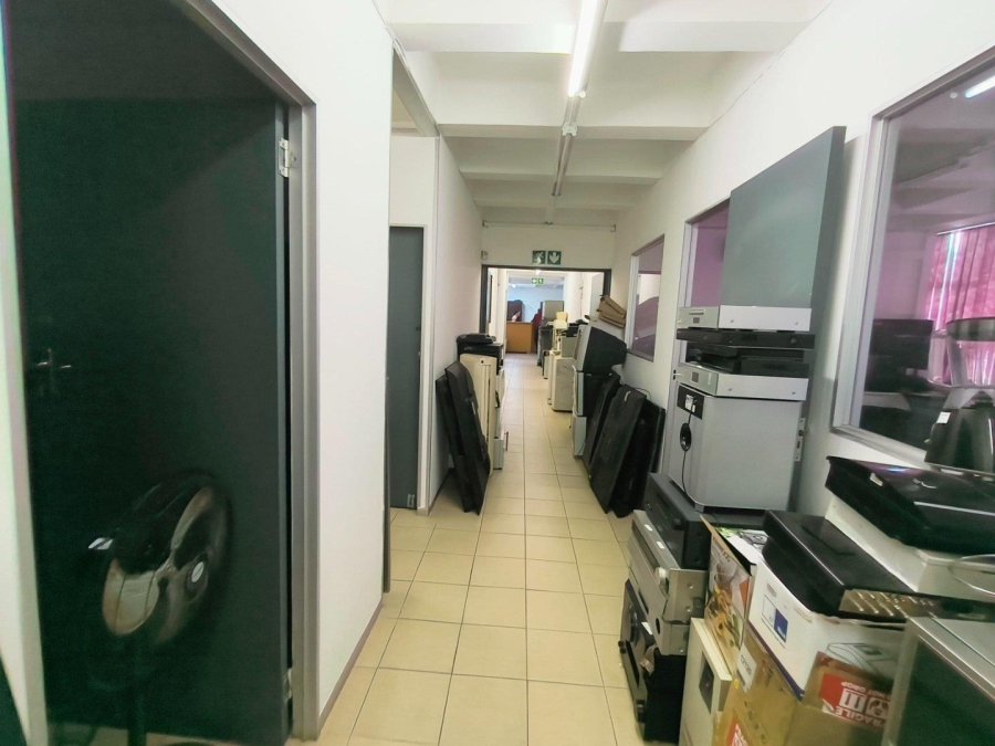 To Let commercial Property for Rent in Caversham Glen KwaZulu-Natal