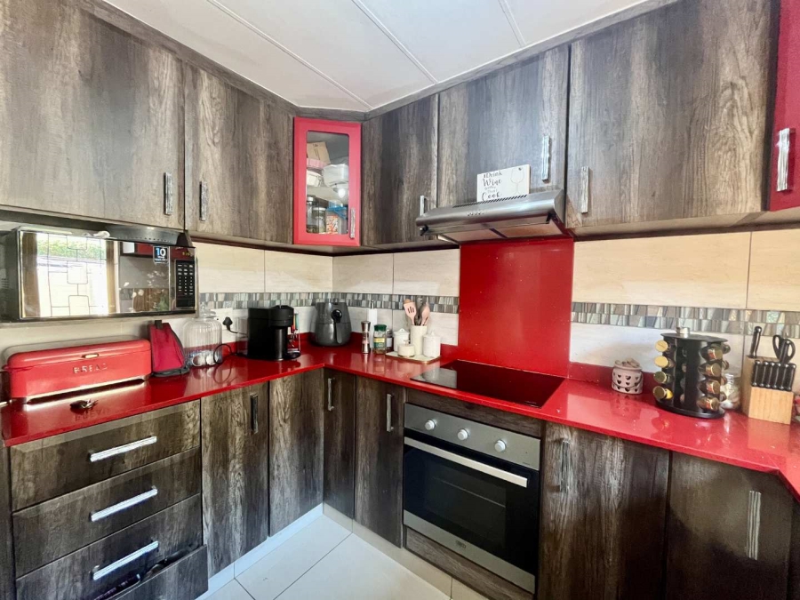 2 Bedroom Property for Sale in Glen Hills KwaZulu-Natal