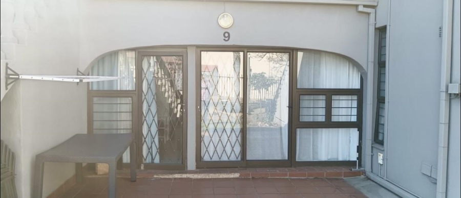 3 Bedroom Property for Sale in Uvongo KwaZulu-Natal