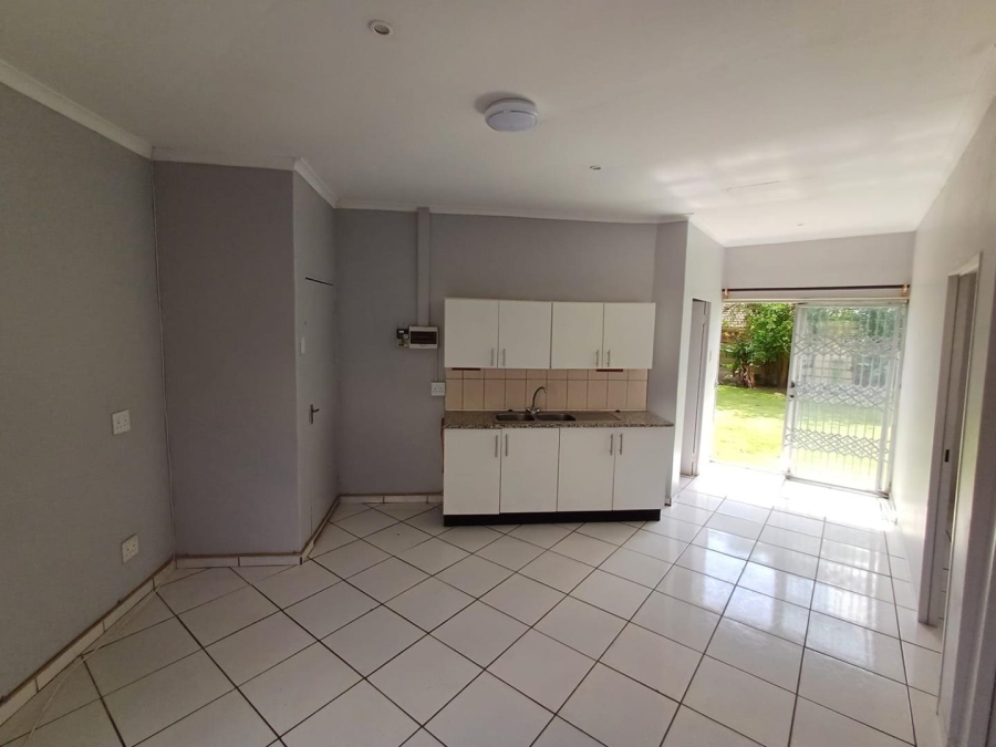 To Let 2 Bedroom Property for Rent in Veld En Vlei KwaZulu-Natal