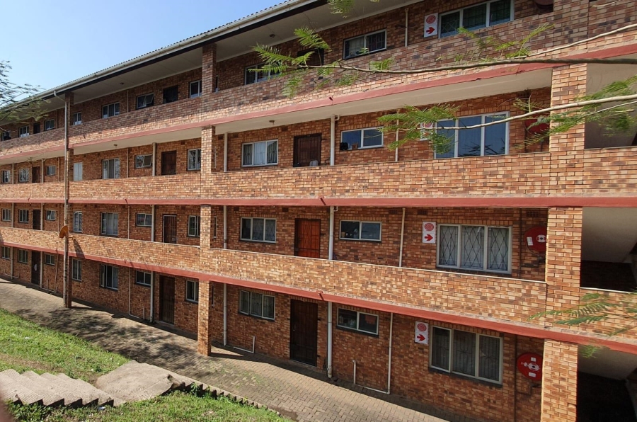 2 Bedroom Property for Sale in Empangeni Central KwaZulu-Natal