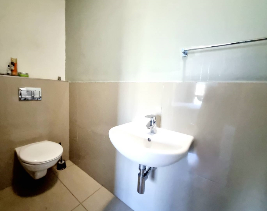 2 Bedroom Property for Sale in Umhlanga Ridge KwaZulu-Natal