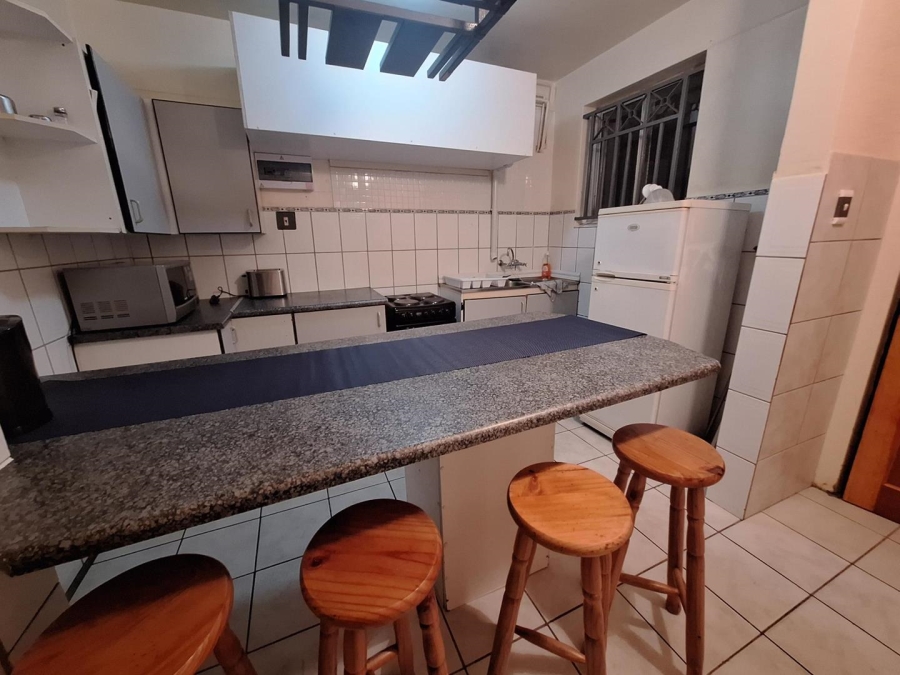 To Let 1 Bedroom Property for Rent in Amanzimtoti KwaZulu-Natal