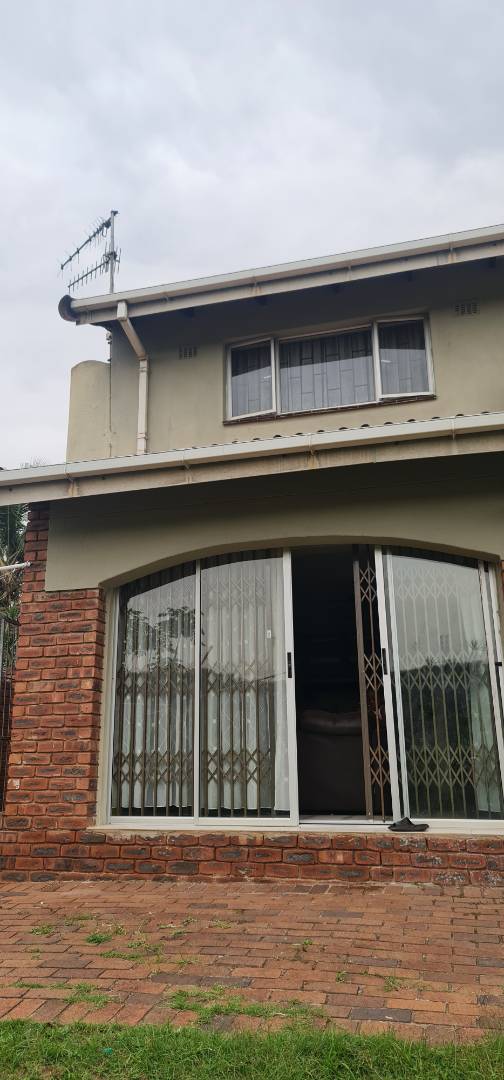 4 Bedroom Property for Sale in Reservoir Hills KwaZulu-Natal