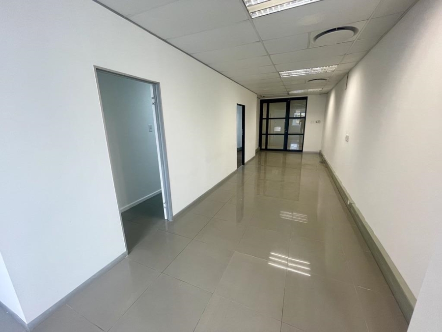 To Let commercial Property for Rent in Umhlanga Ridge KwaZulu-Natal