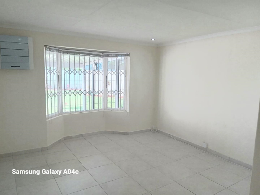 3 Bedroom Property for Sale in Somerset Park KwaZulu-Natal