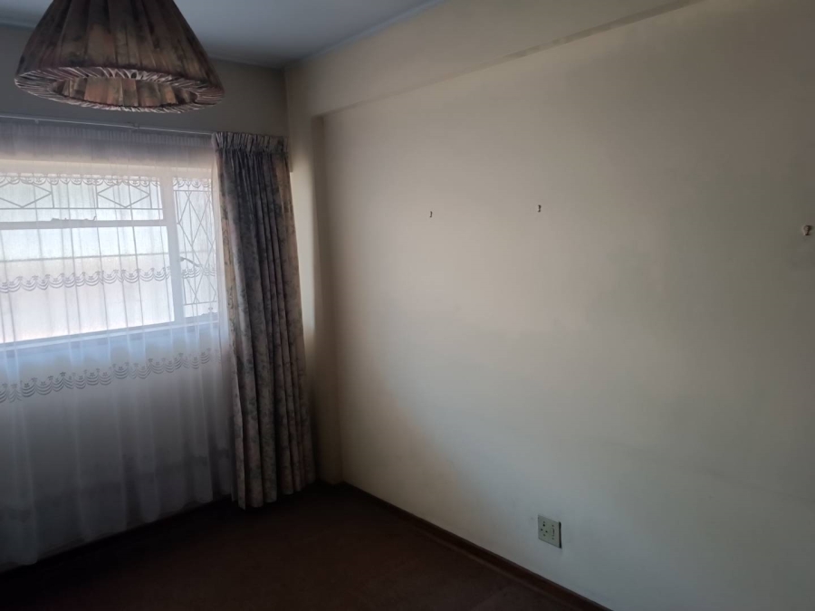 2 Bedroom Property for Sale in Scottsville KwaZulu-Natal