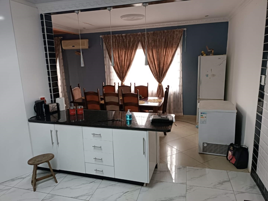 To Let 4 Bedroom Property for Rent in Woodlands KwaZulu-Natal