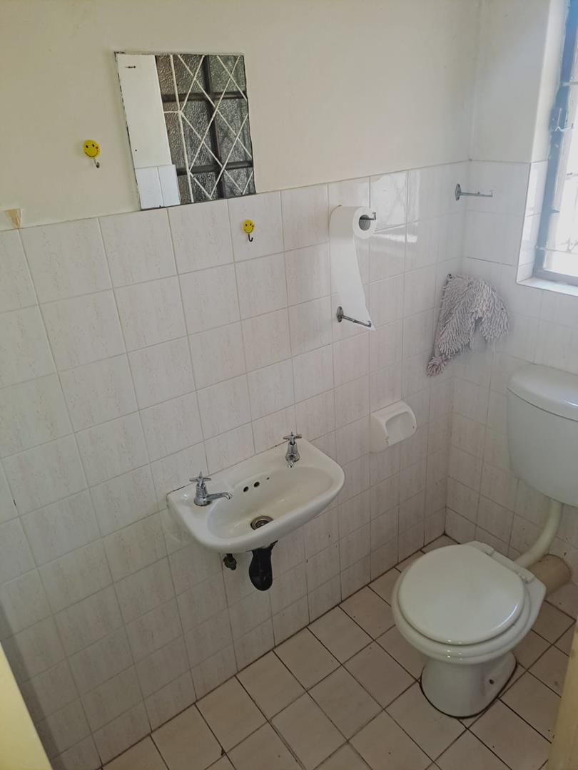 To Let 3 Bedroom Property for Rent in Wildenwide KwaZulu-Natal