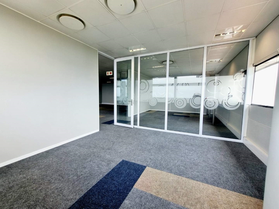 To Let commercial Property for Rent in Umhlanga Ridge KwaZulu-Natal