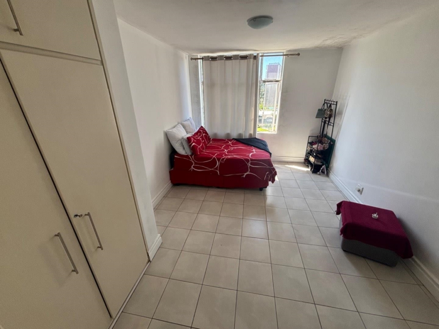 1 Bedroom Property for Sale in Pinetown KwaZulu-Natal