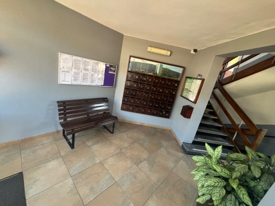 1 Bedroom Property for Sale in Pinetown KwaZulu-Natal