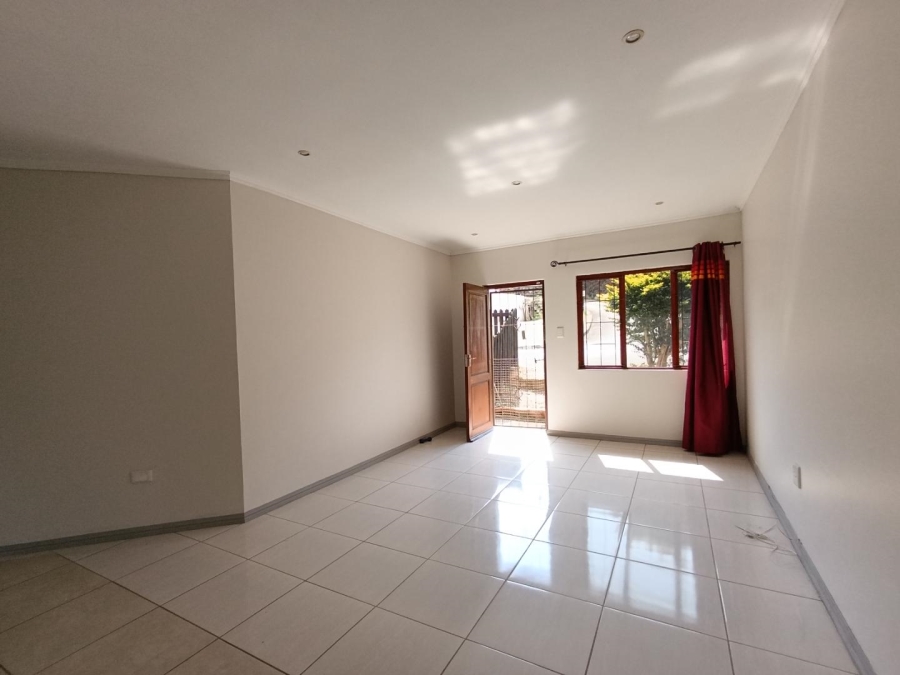 3 Bedroom Property for Sale in Queensburgh KwaZulu-Natal